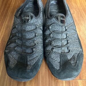 Skechers Men's Gray and Black Sneakers